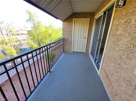 4310 Sandy River Dr