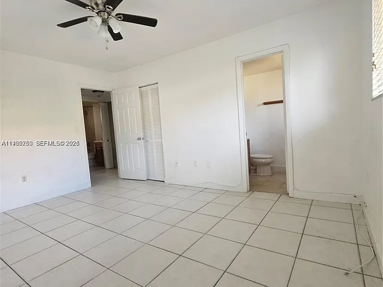 5460 W 21st Ct #310 — Photo 8