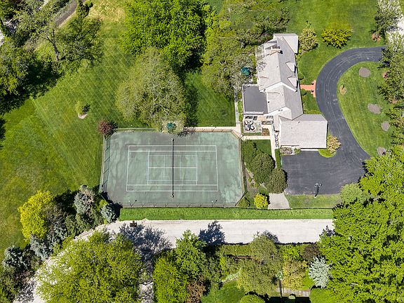 3rd image of 936 Sunset Rd
