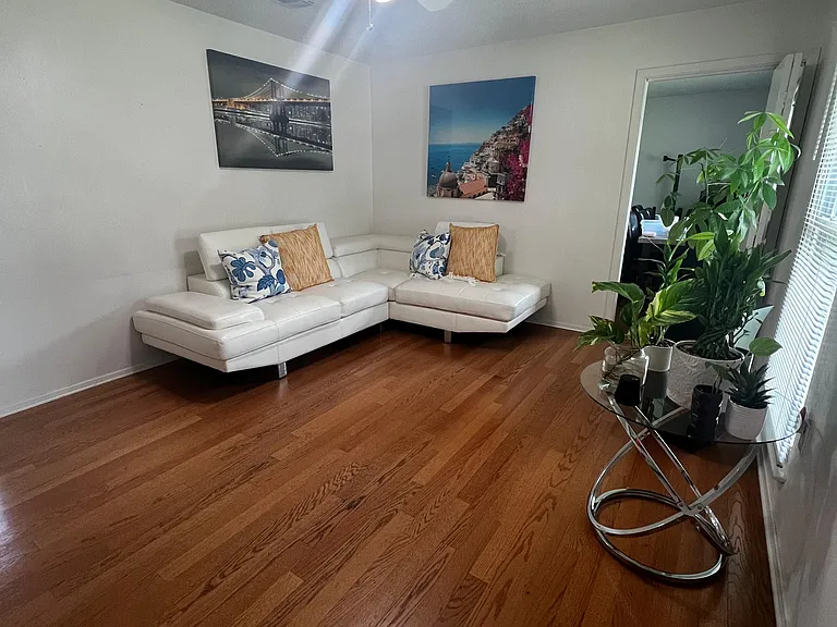 9410 Vienna Ave — Photo 7