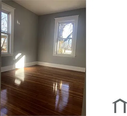 11 Brenton St #2 — Photo 4