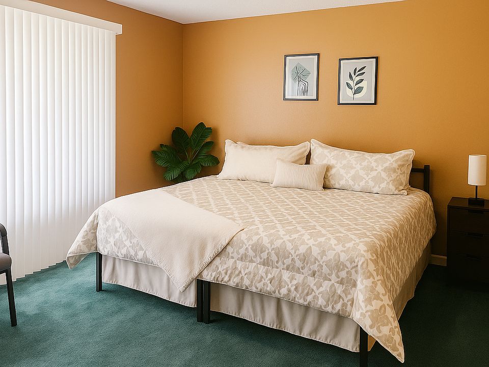 Furnished Private King Room