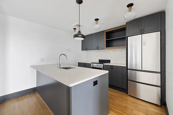 Rented by Dalan Rentals | media 9