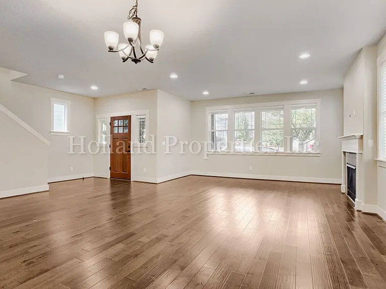 14695 NW Cosmos St — Photo 4