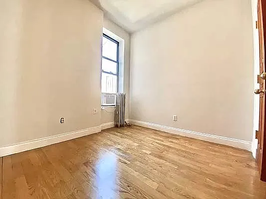 Rented by J PRESTON AND ASSOCIATES INC | media 21