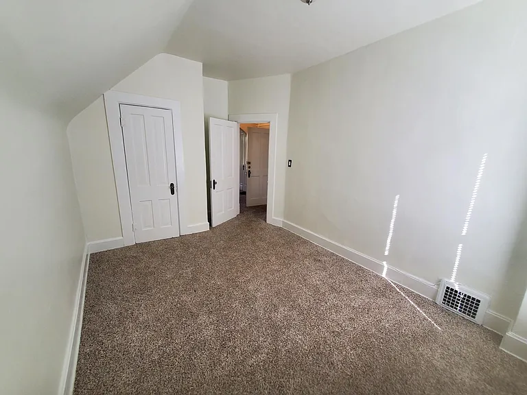 404 E 1st Ave #1 — Photo 3