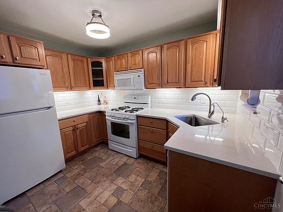 5th image of 7236 Garden Rd