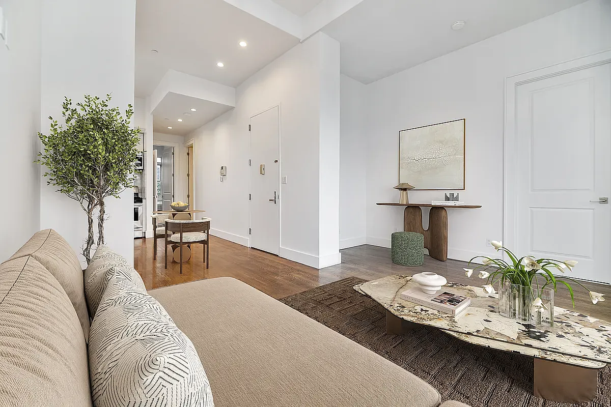 110 Ridge Street — Photo 4