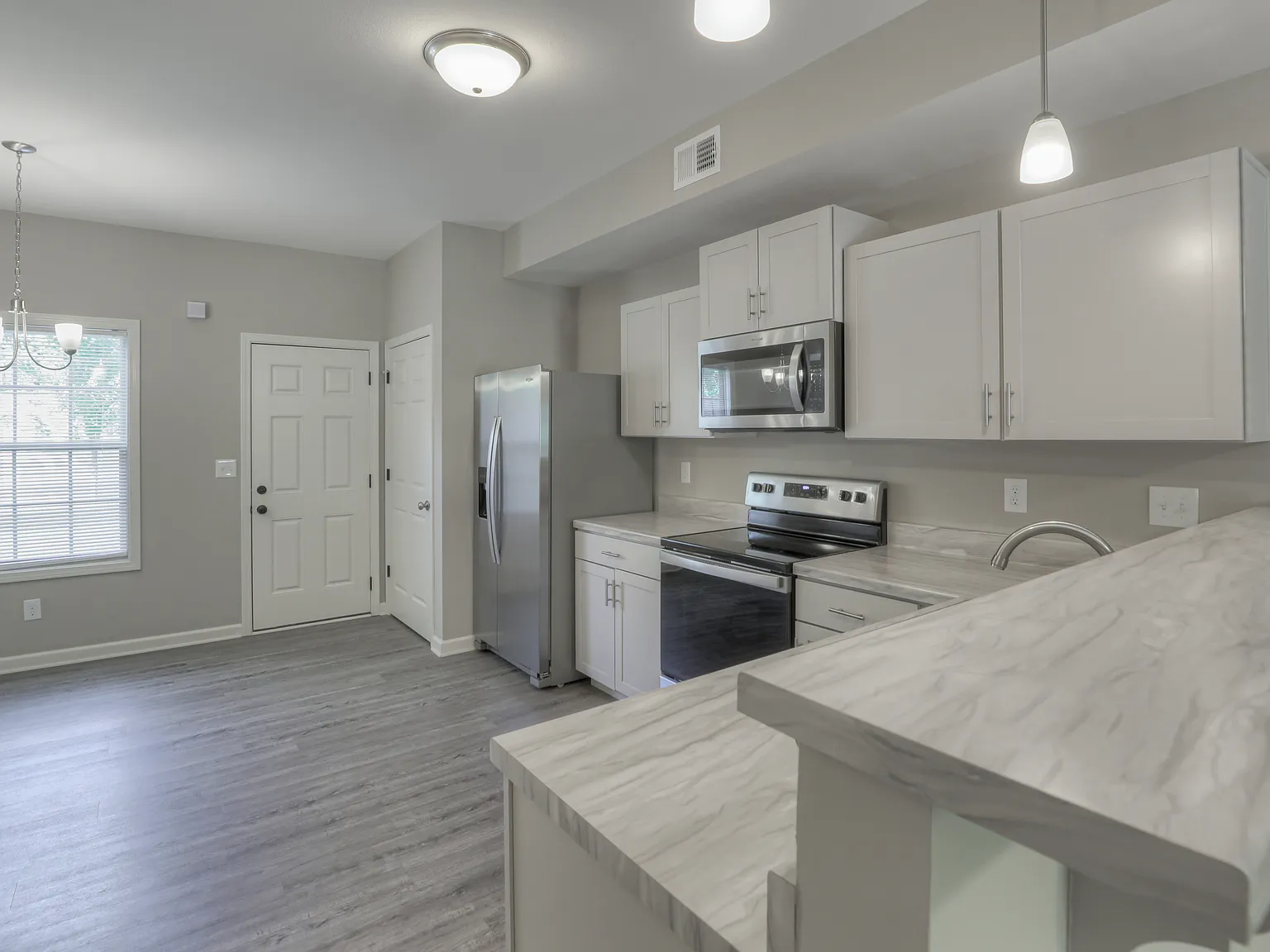 Attaway Village — Photo 4