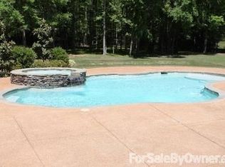 2775 Halle Pkwy, Collierville, TN 38017