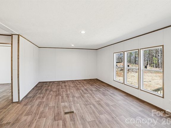 3rd image of 5350 Hope Rd