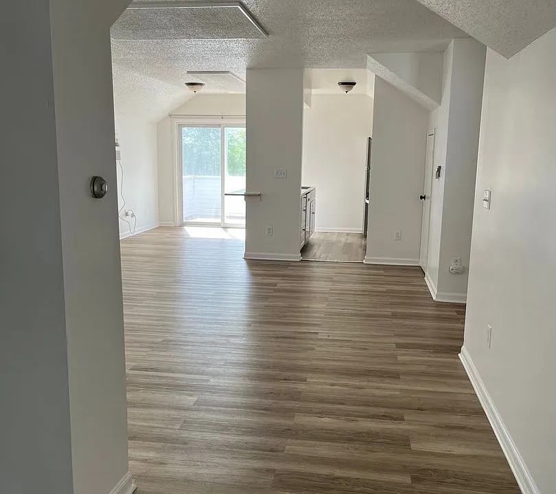 1608 Sweet Home Rd