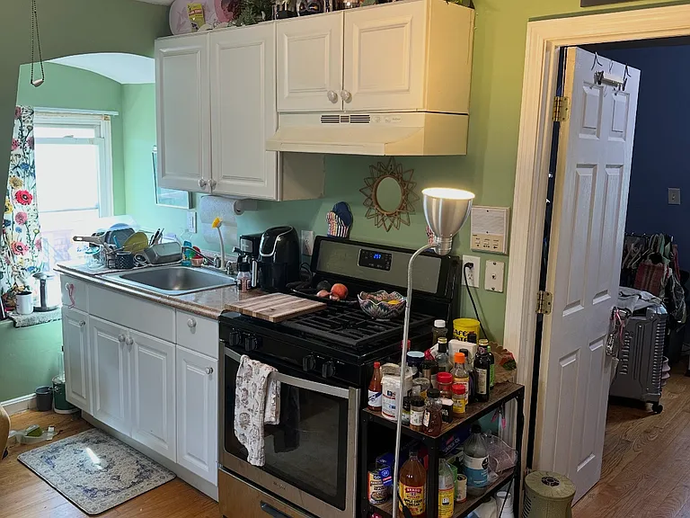28 Copeland St #3 — Photo 2