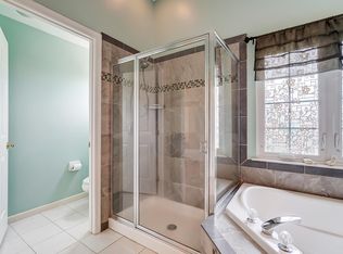 177 Lynnwood Dr, Longmeadow, MA 01106
