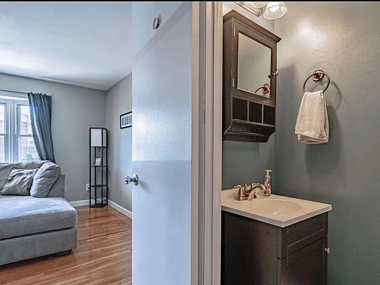 5727 Greens Dr — Photo 12