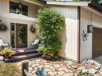 8827 Sunset Cir, Traverse City, MI, 49686