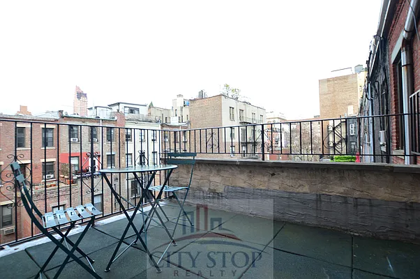 Rented by City Stop Realty | media 11