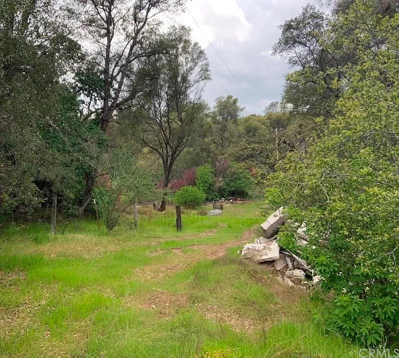 5485 Carleton Rd photo 1