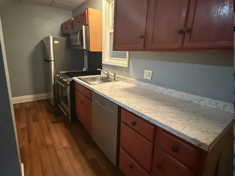 7656 Highland Ave — Photo 9