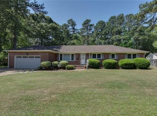416 Briarfield Dr, Chesapeake, VA 23322