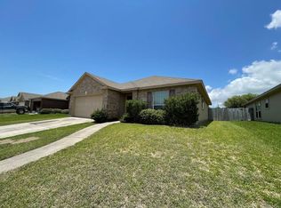 1952 Westwood Dr, Portland, TX 78374