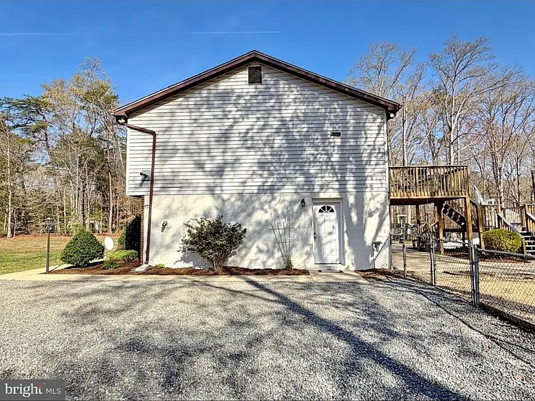 9486 Canary Dr — Photo 13