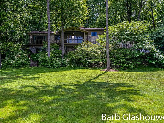 4th image of 1955 Forest Shores Dr SE
