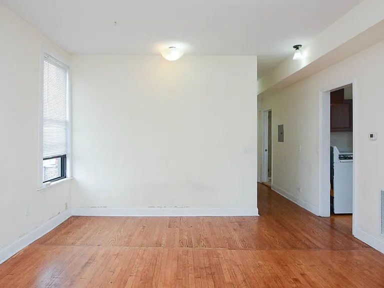 2347 W 24th Pl #R4 — Photo 10