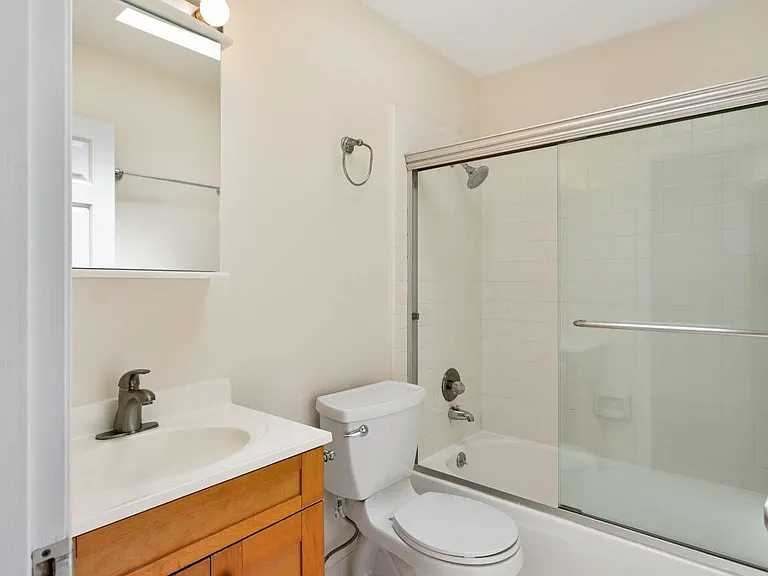 3714 Mission St #3714 — Photo 3