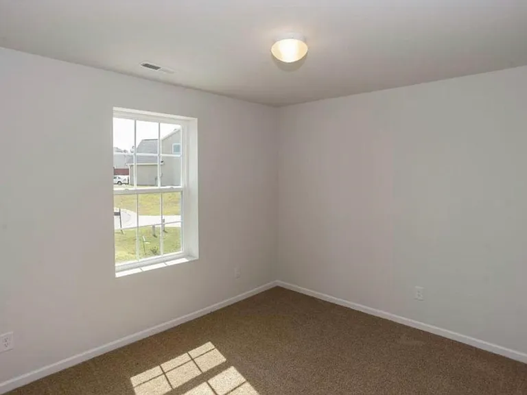28 Hazel Oak Ct — Photo 12