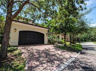 11411 Four Fillies Rd, Pinecrest, FL 33156