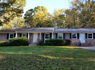 954 Crenshaw St, Pendleton, SC 29670