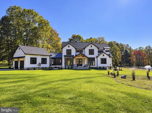 58 Ivy Ln, Glen Mills, PA 19342