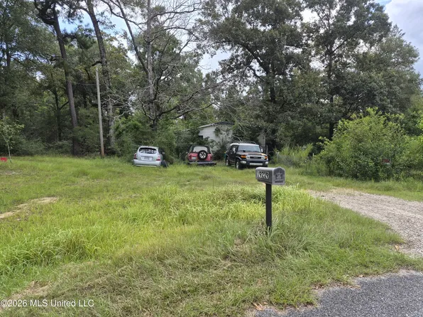19239 Jabour Dr, Saucier, MS 39574