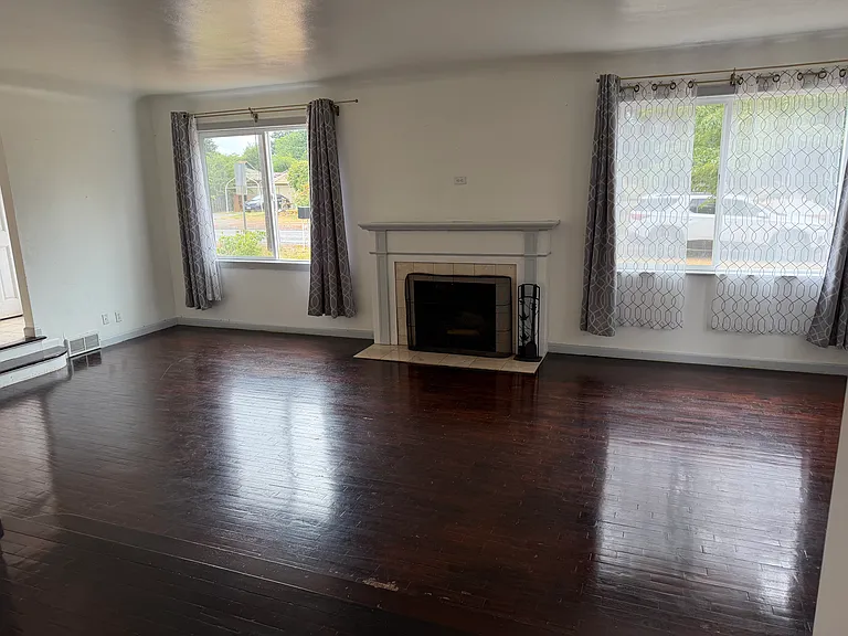 6521 Alfaretta St SW — Photo 3
