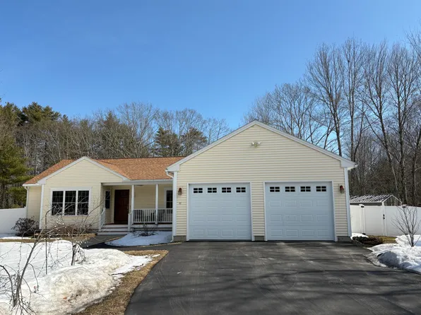 35 Deerfield Drive, Brunswick, ME 04011