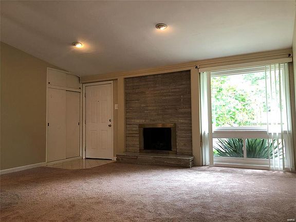 3rd image of 1400 Fournier Dr