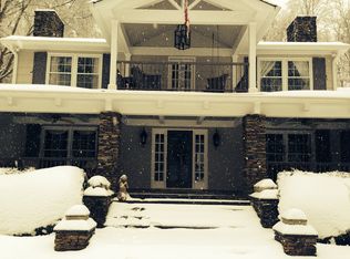 4609 Country Ln, Charlotte, NC 28270