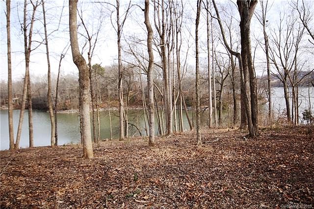 2nd image of 8486 Monbo Rd #4