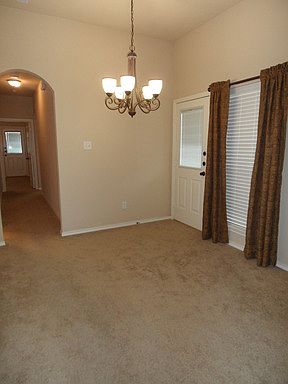 4th image of 1316 Piedmont Dr