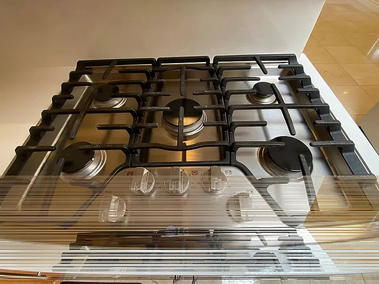 16636 Calneva Dr — Photo 32