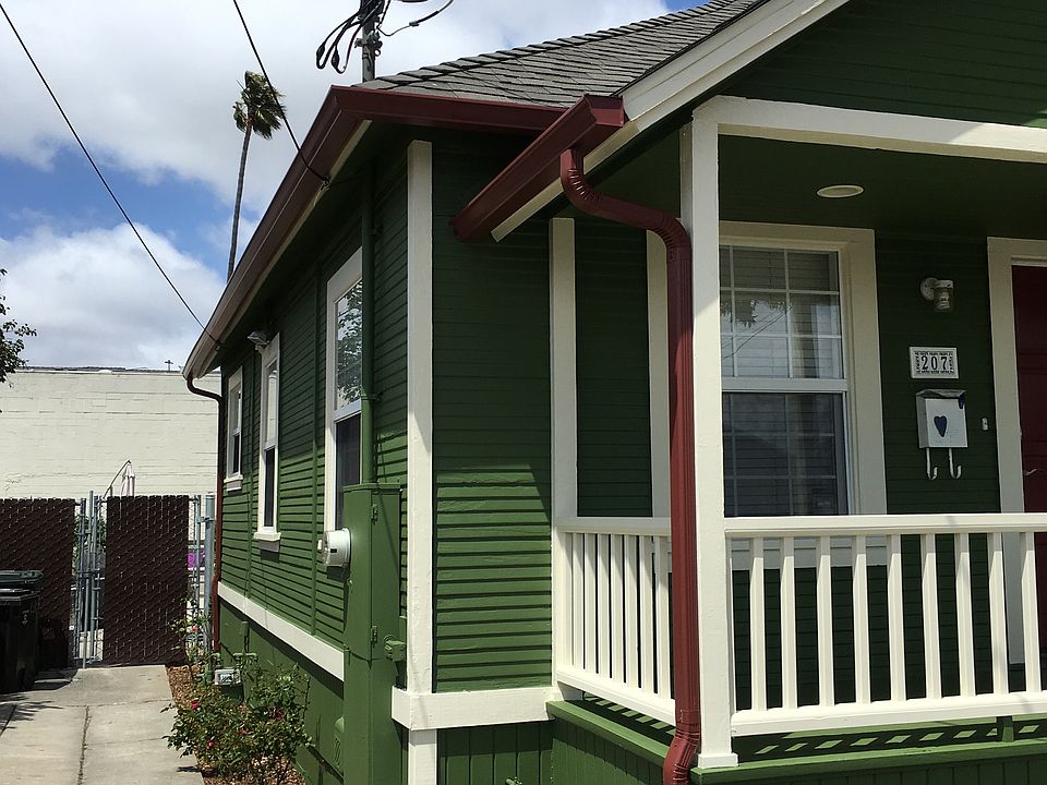 2nd image of 207 Winham St