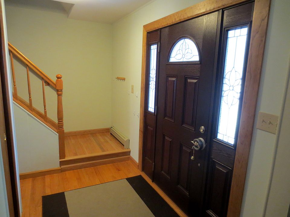 1st image of 60 Highgate Cir