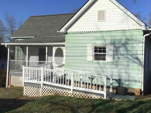 164 Joyner St, Cooleemee, NC 27014