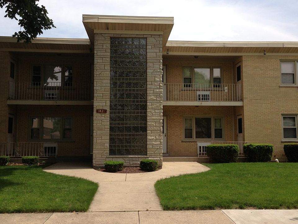 $900-2bedroom apt