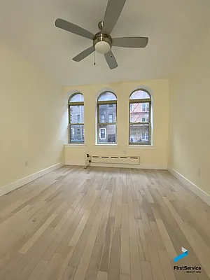 Rented by FirstService Realty (legacy) | media 9