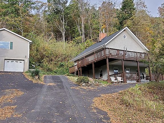 from street view w/new roof3
