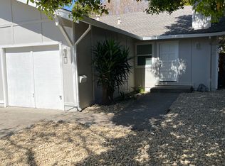 611 6th St, Petaluma, CA
