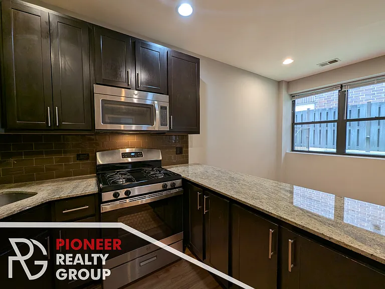 4757 N Maplewood Ave #4759-106 — Photo 5