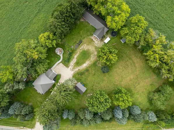 4122 S State Road 213, Orfordville, WI 53576